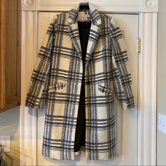 Rachel Zoe Jackets & Blazers - Rachel Zoe Black & White Plaid Coat Medium